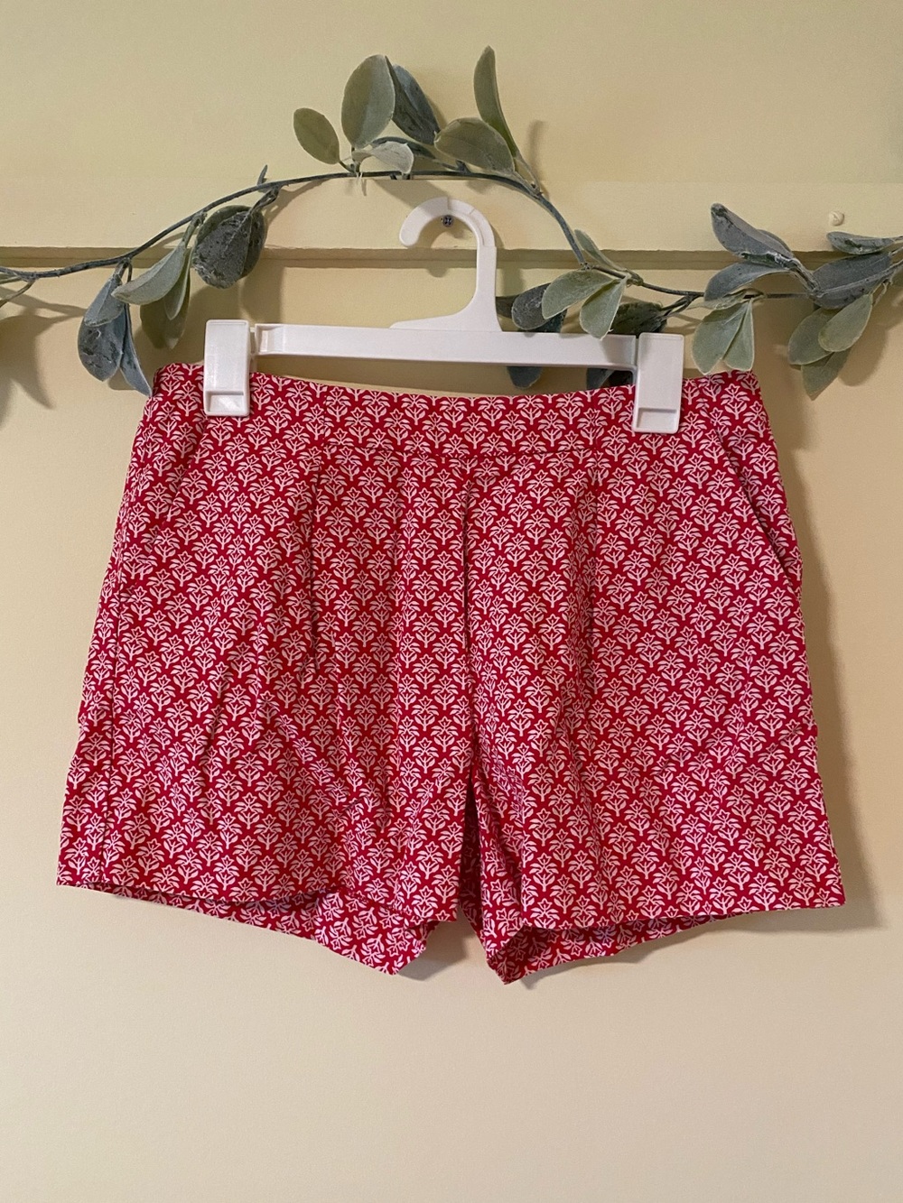 Madewell Chino Red-Pink Shorts